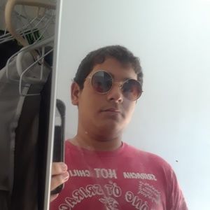 Meet your Posher, Tai